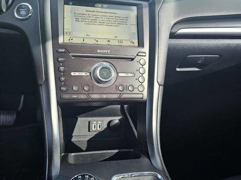 Used 2019 Ford Fusion Titanium image 13