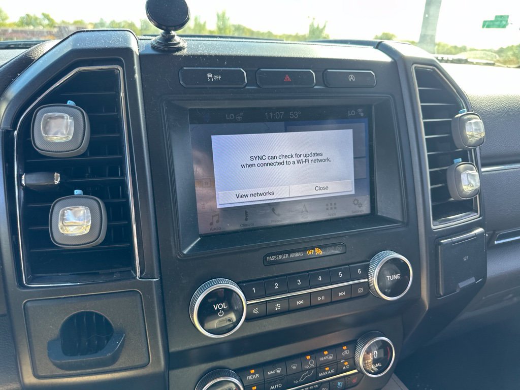 Used 2019 Ford Expedition Limited RWD image 6