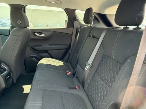 Used 2019 Chevrolet Blazer LT FWD image 22