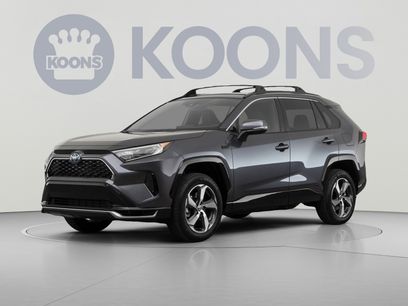 Used 2021 Toyota RAV4 SE w/ Weather & Moonroof Package