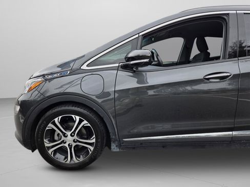 Used 2019 Chevrolet Bolt Premier w/ Infotainment Package image 31
