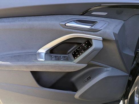 New 2025 Audi SQ5 Premium Plus image 17