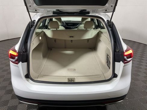 Used 2018 Buick Regal Preferred w/ Sights and Sounds Package image 15