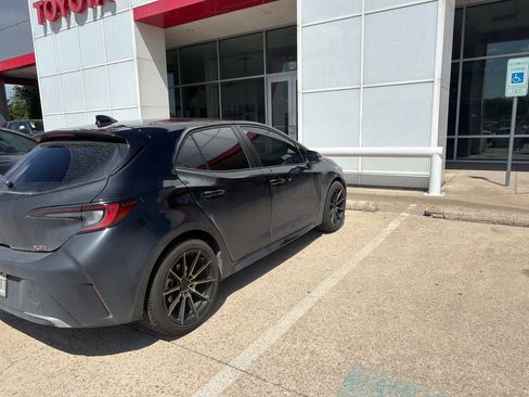 Used 2023 Toyota Corolla XSE FWD image 10