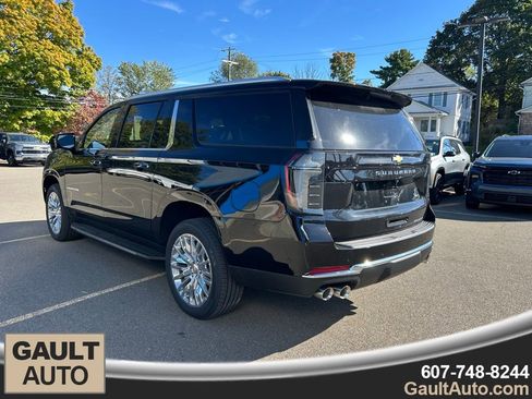New 2025 Chevrolet Suburban Premier w/ Sun And Tow Package image 5