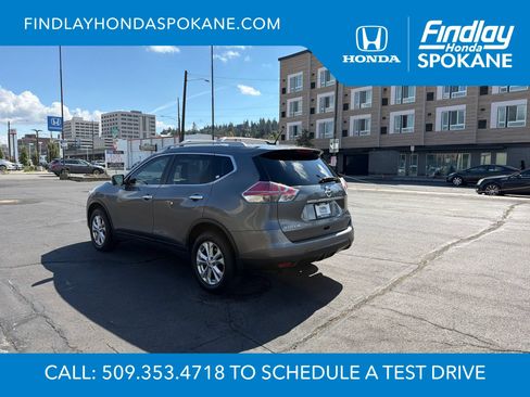 Used 2016 Nissan Rogue SV w/ SV Premium Package AWD/4WD image 3