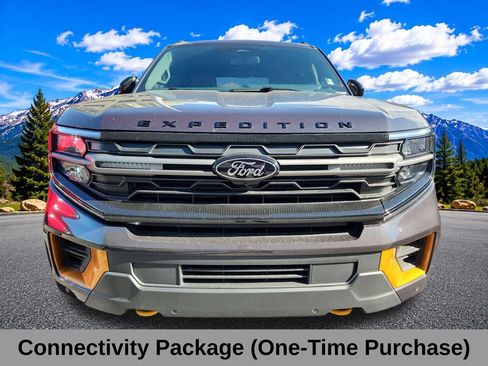 Used 2025 Ford Expedition Tremor AWD/4WD image 3