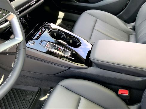 Used 2025 Audi A5 2.0T Premium Plus w/ Premium Plus AWD/4WD image 17