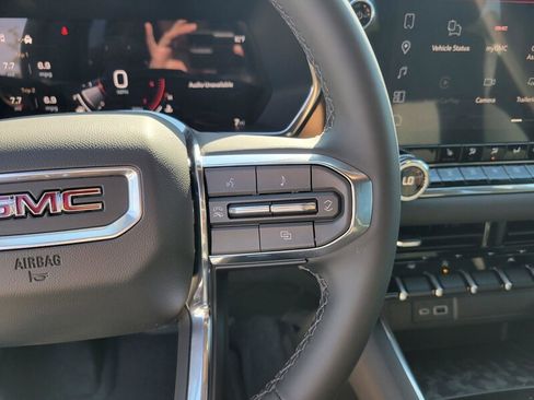 New 2026 GMC Canyon Elevation w/ Convenience Package image 16