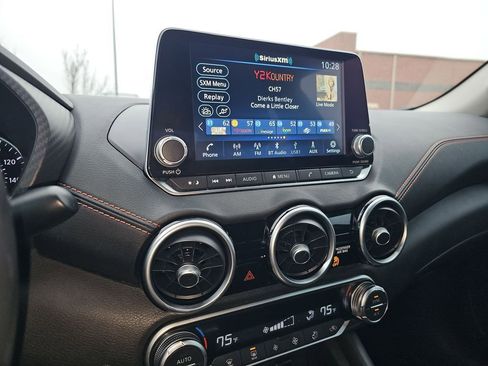 Used 2022 Nissan Sentra SR w/ Midnight Edition image 34