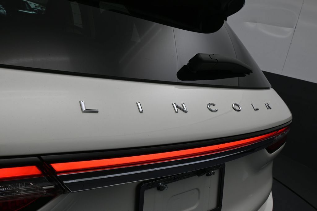 Used 2023 Lincoln Corsair FWD image 36