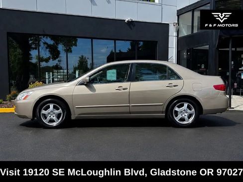Used 2005 Honda Accord Hybrid Sedan image 4