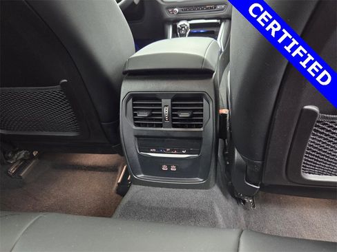 Certified 2022 BMW 330i Sedan w/ Convenience Package image 28
