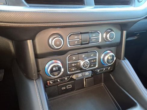 Used 2021 GMC Yukon AT4 image 25