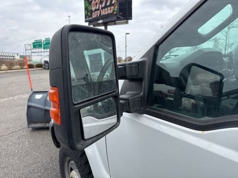 Used 2015 Ford F250 XL w/ Power Equipment Group image 15