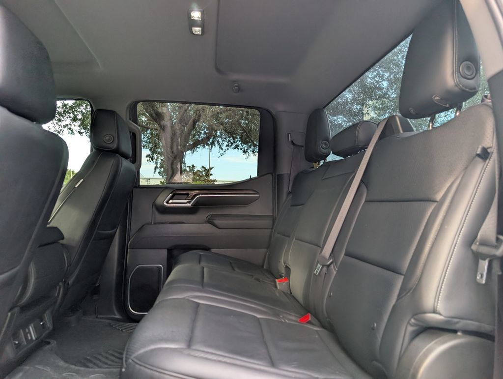Used 2024 Chevrolet Silverado 1500 RST AWD/4WD image 19