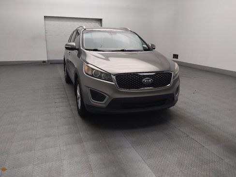 Used 2018 Kia Sorento AWD image 13