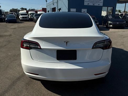 Used 2022 Tesla Model 3 Standard Range RWD image 5
