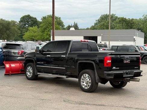Used 2018 GMC Sierra 2500 Denali AWD/4WD image 38
