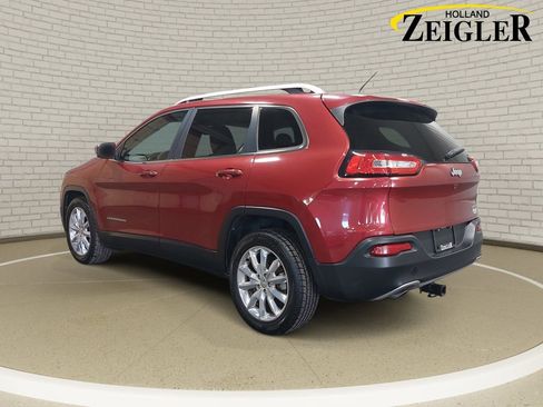 Used 2016 Jeep Cherokee Limited FWD image 7