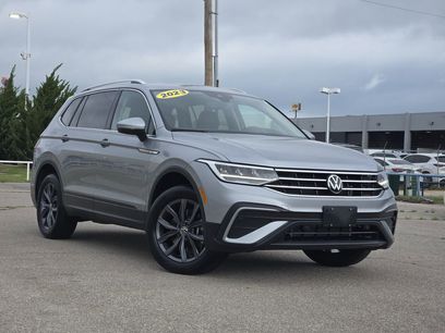 Used 2023 Volkswagen Tiguan SE