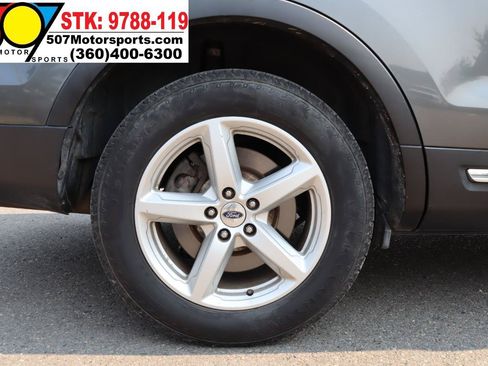 Used 2016 Ford Explorer XLT AWD/4WD image 20