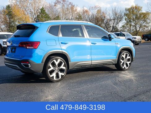 Used 2022 Volkswagen Taos SEL image 6