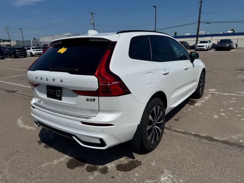 Used 2024 Volvo XC60 B5 Core w/ Protection Package Premier AWD/4WD image 5