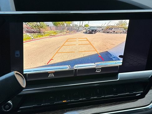 Used 2024 GMC Sierra 1500 Elevation image 25