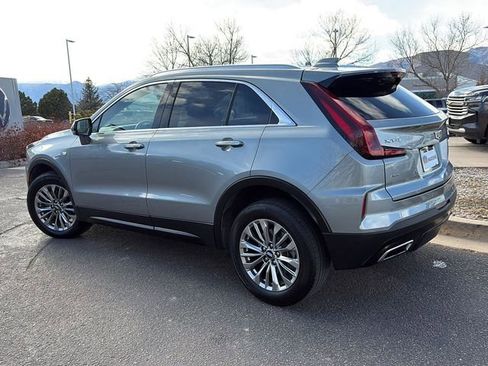 Used 2024 Cadillac XT4 Premium Luxury AWD/4WD image 4