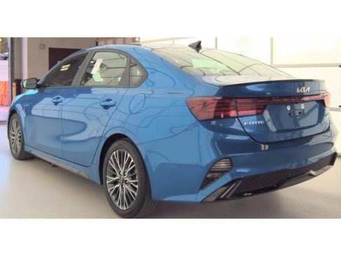 Used 2023 Kia Forte GT-Line FWD image 4