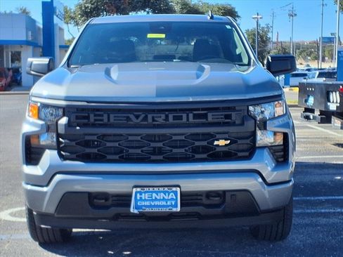 New 2026 Chevrolet Silverado 1500 Custom image 2