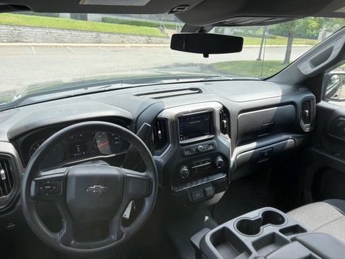 Used 2020 Chevrolet Silverado 1500 Custom Trail Boss w/ Custom Convenience Package AWD/4WD image 9