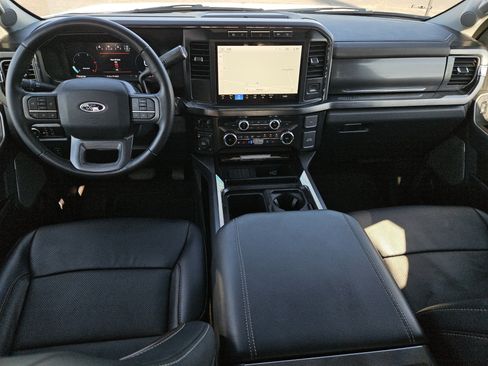 Used 2024 Ford F250 Lariat w/ FX4 Off-Road Package AWD/4WD image 13