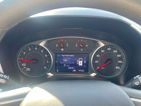 Used 2020 Chevrolet Equinox LT image 23