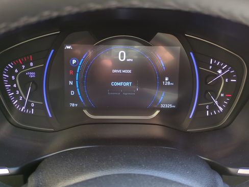 Used 2019 Hyundai Santa Fe Limited image 27