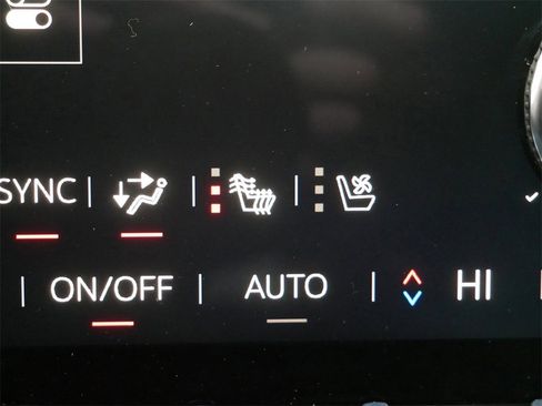 Used 2025 GMC Yukon Denali w/ Sun & Power Step Package image 21