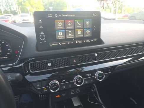 Used 2022 Honda Civic Sport Touring image 17