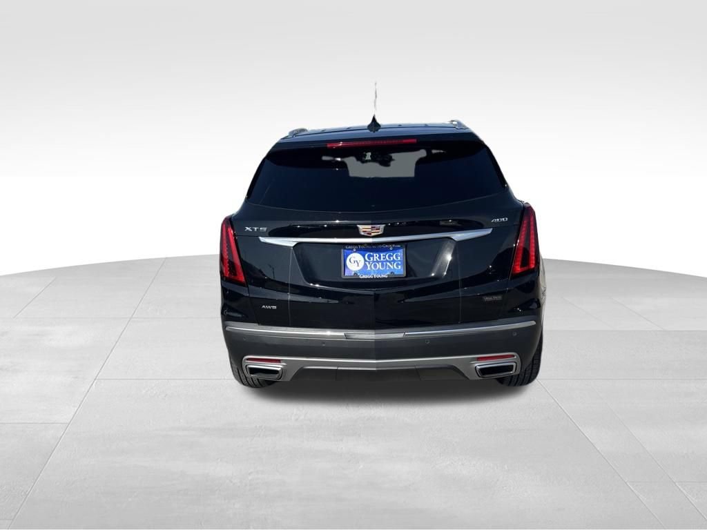 Used 2022 Cadillac XT5 Premium Luxury w/ Technology Package AWD/4WD image 5