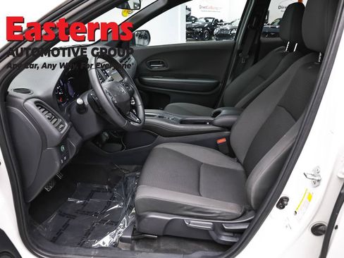 Used 2022 Honda HR-V Sport image 13