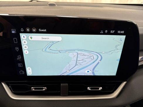 New 2026 Chevrolet Equinox LT w/ Convenience Package II image 28