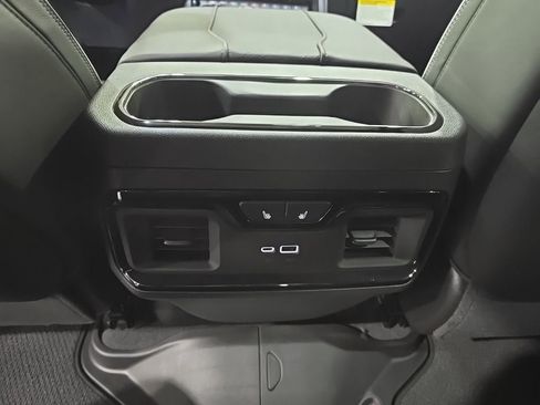 New 2026 GMC Sierra 1500 AT4X AWD/4WD image 15