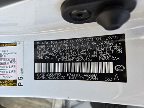 Used 2022 Lexus UX 200 F Sport w/ Accessory Package (Z2) FWD image 31