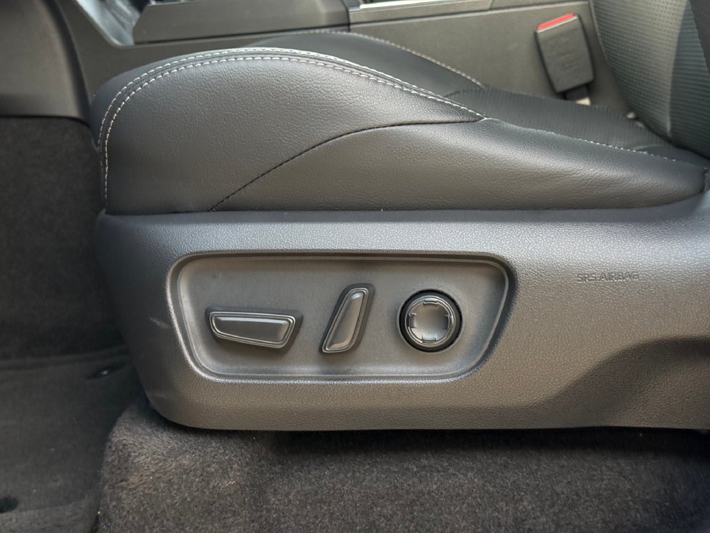 Used 2026 Toyota 4Runner Limited AWD/4WD image 10
