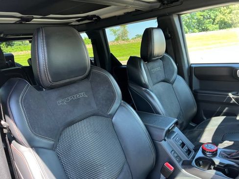 Used 2025 Ford Bronco Raptor AWD/4WD image 38