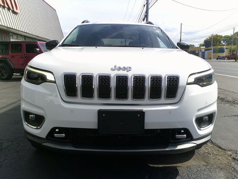 Used 2022 Jeep Cherokee Limited w/ Elite Package image 10
