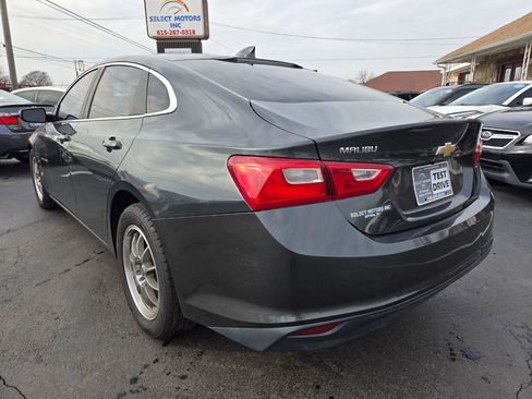Used 2018 Chevrolet Malibu LT image 4