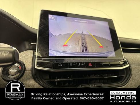 Used 2023 Jeep Compass Latitude w/ Sun and Sound Group AWD/4WD image 8