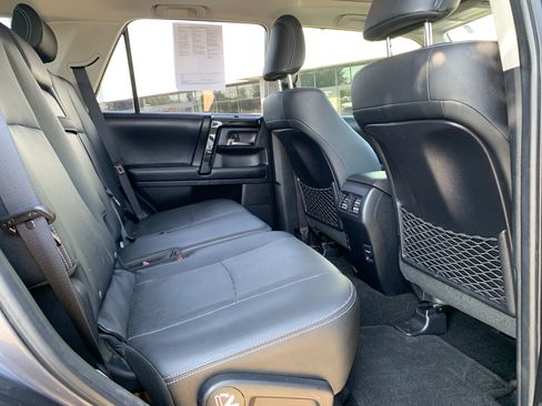Used 2019 Toyota 4Runner Limited AWD/4WD image 33