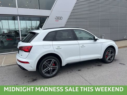 Used 2024 Audi Q5 e Premium Plus w/ Premium Plus Package image 17